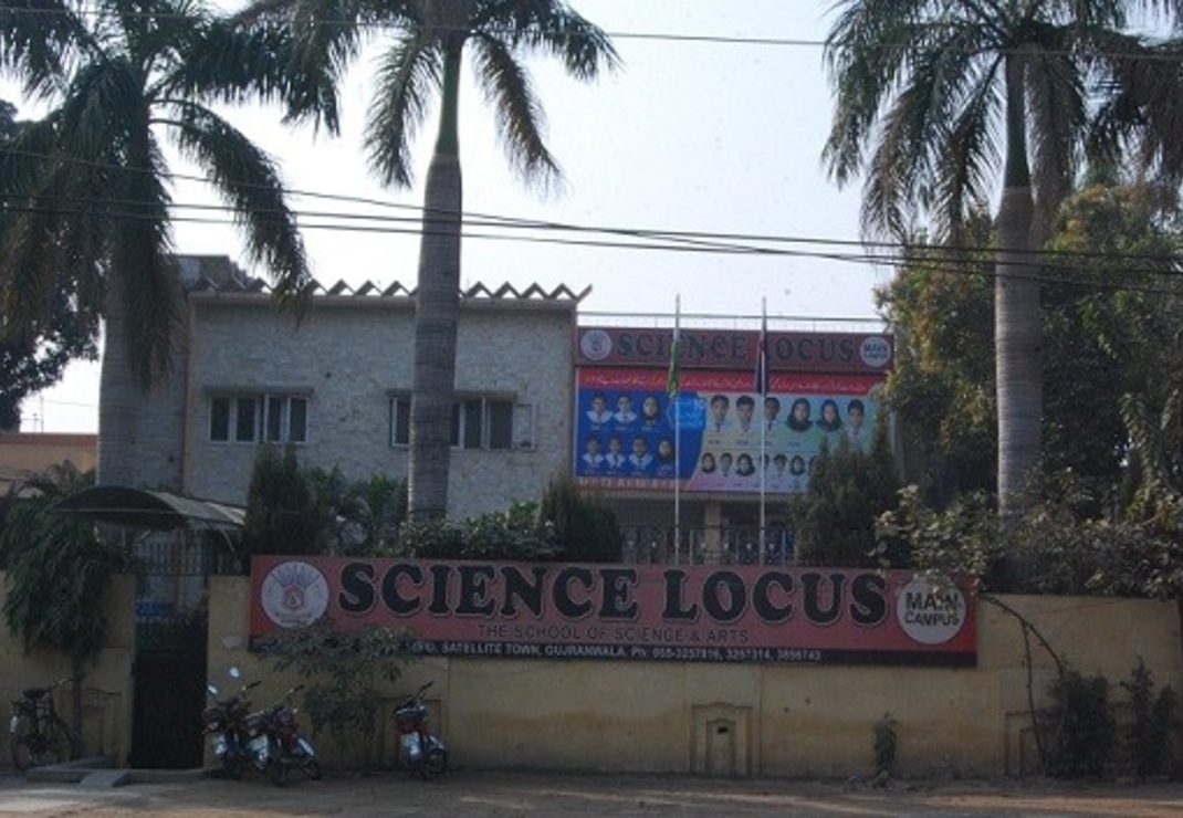 De school waar Sandhu werkzaam was
