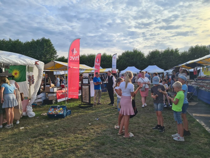 Help mee op onze zomerbeurzen