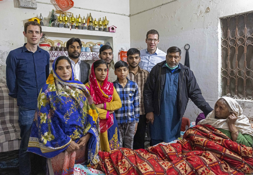 Een delegatie van HVC bezocht in oktober 2021 de ondergedoken familie van Stephen