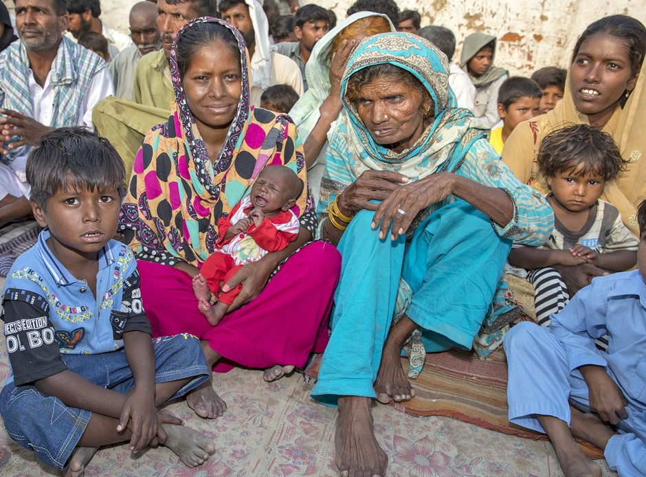 In Pakistan, India en Bangladesh zijn veel christenen dagloner. Als zij niet werken, liggen ook meteen de inkomsten stil.